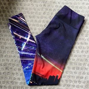 Onzie S/M graphic legging